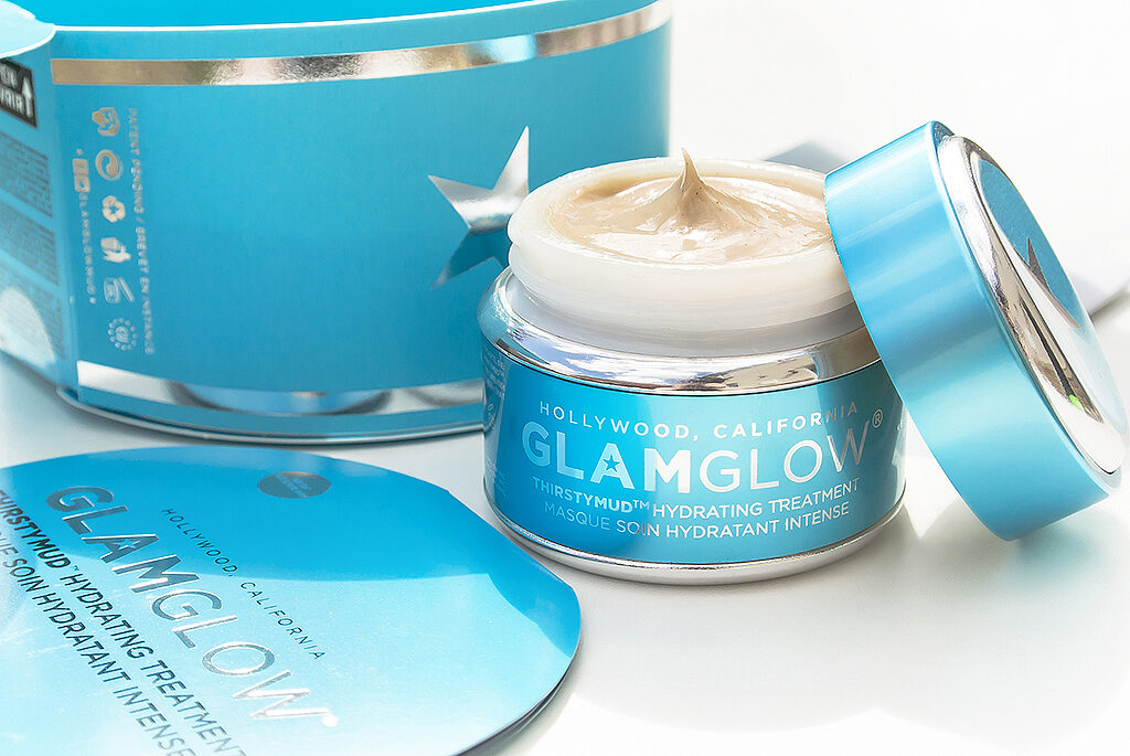 Как действа Glamglow THIRSTYMUD™ Hydrating Treatment маска за лице?