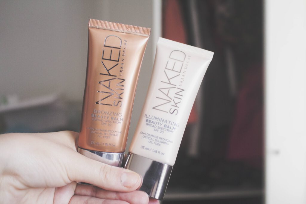 Naked Skin Beauty Balm на Urban Decay Cosmetics