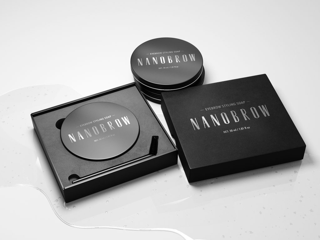 Стилизиране на веждите с Nanobrow Eyebrow Styling Soap. Вижте колко е лесно!